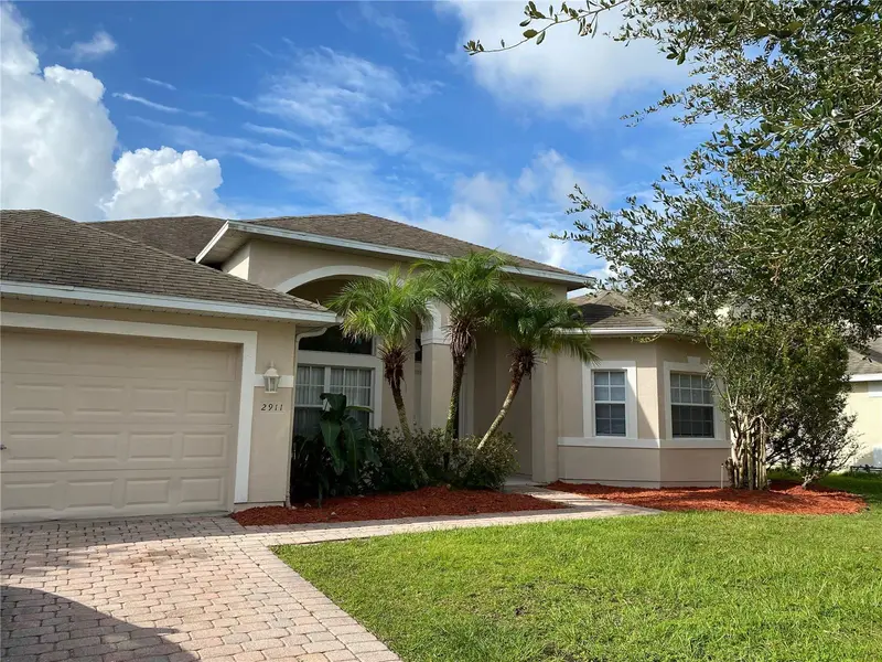 2911 Sweetspire Cir, FL