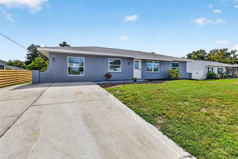 381 Grenada St, FL