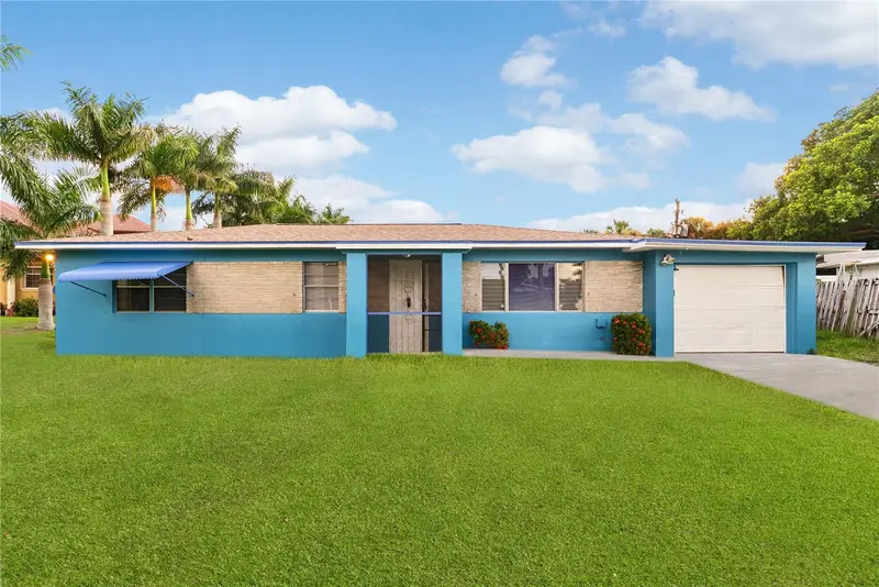 2055 Maravilla Cir, FL