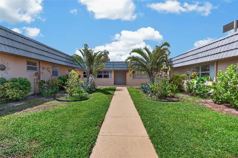 1802 Bedford Ter #180, FL