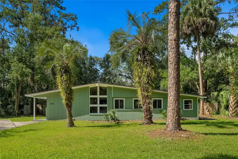 4106 Nw 13th Pl, FL