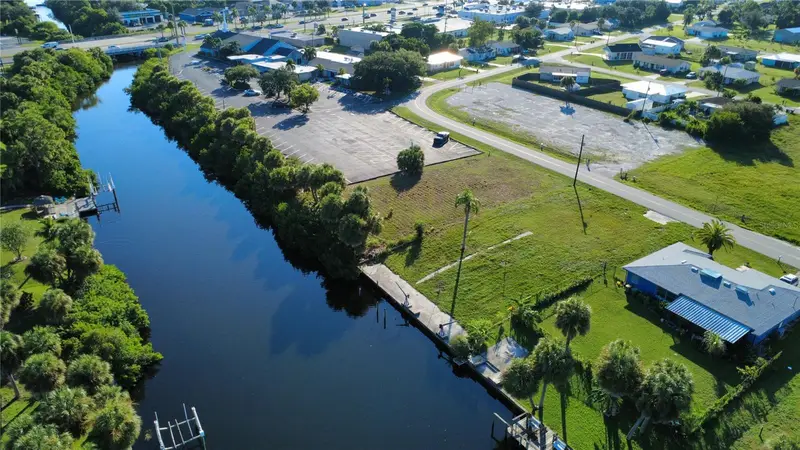 838 Spring Lake Blvd, FL