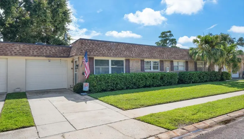 403 Mindy Dr, FL
