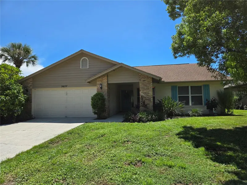 5627 29th Street Cir E, FL