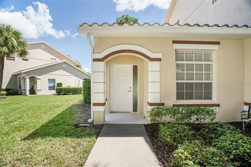 7141 Strand Cir #101, FL