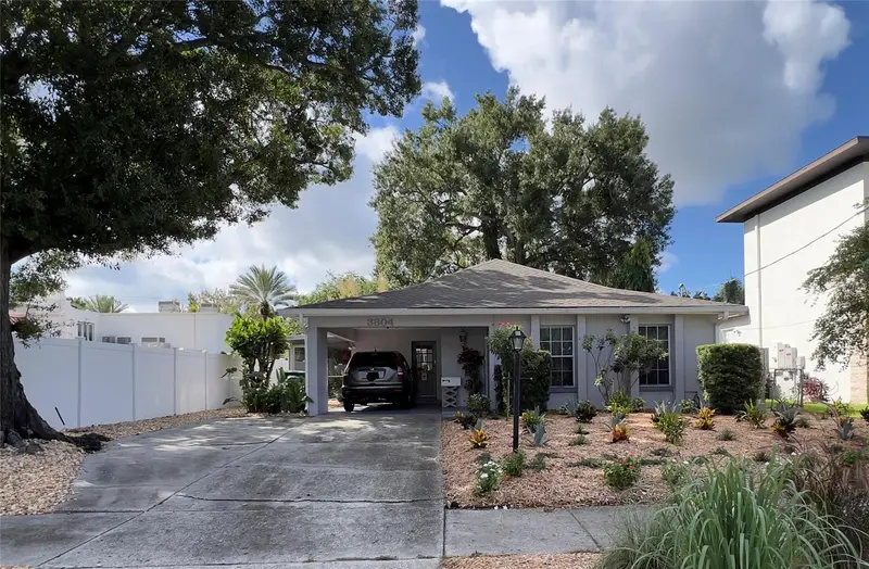 3804 W Empedrado St, FL