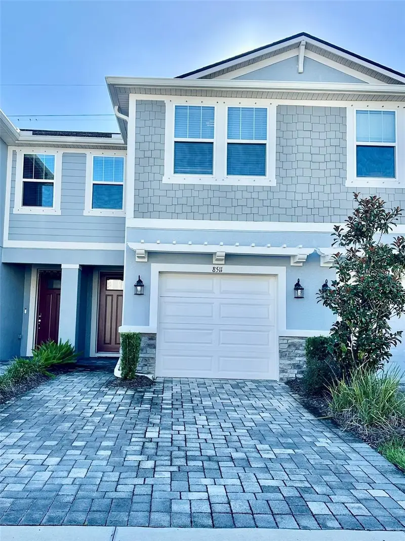 8511 Primrose Willow Pl, FL