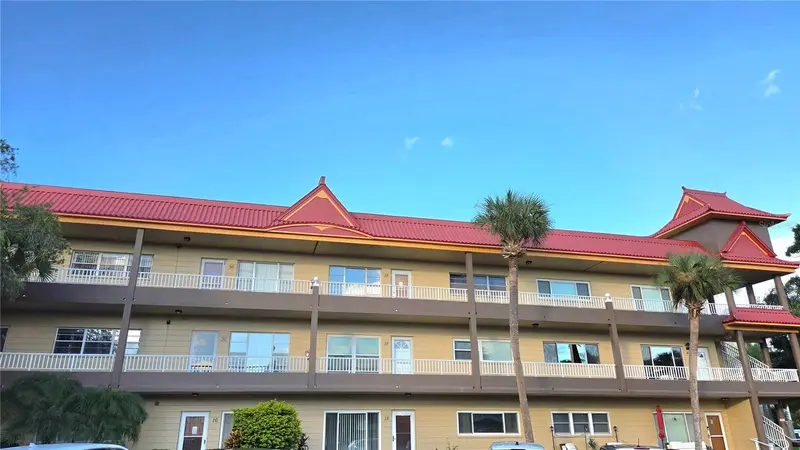 2402 Ecuadorian Way #48, FL