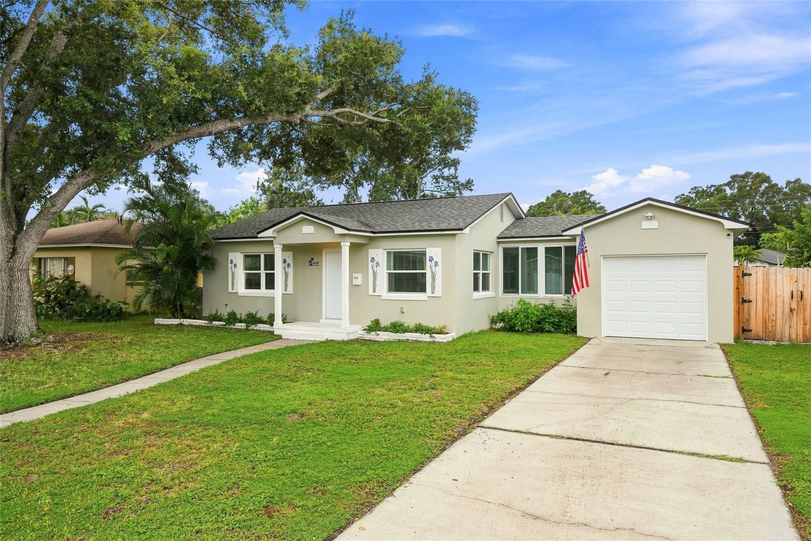 3230 Melton St N, FL