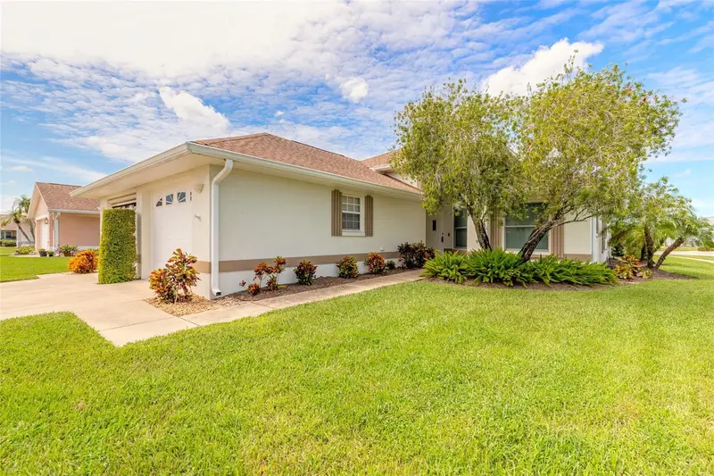 682 Middlebury Loop, FL