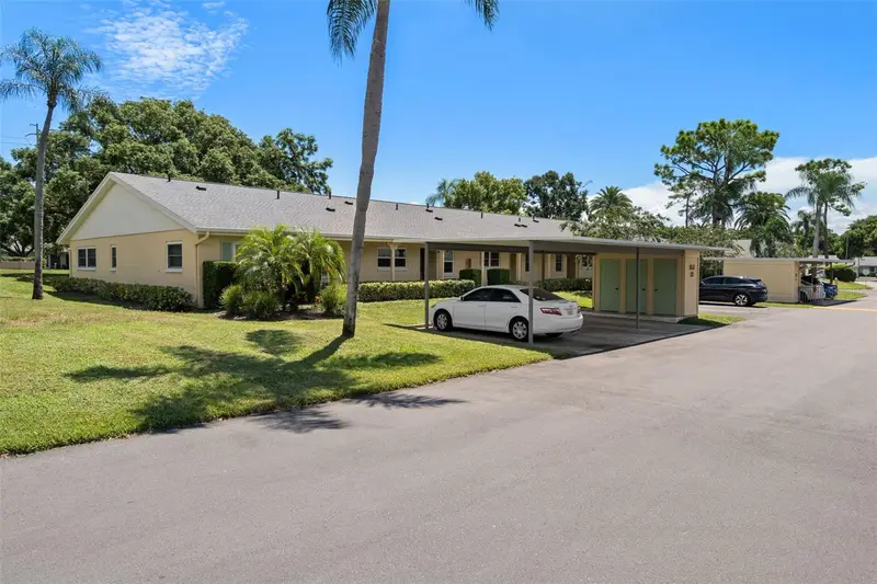 2465 Northside Dr #2303, FL