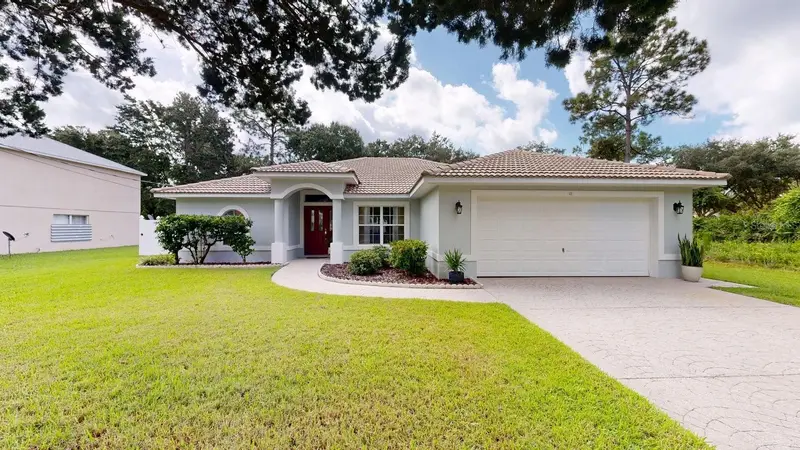 46 President Ln, FL