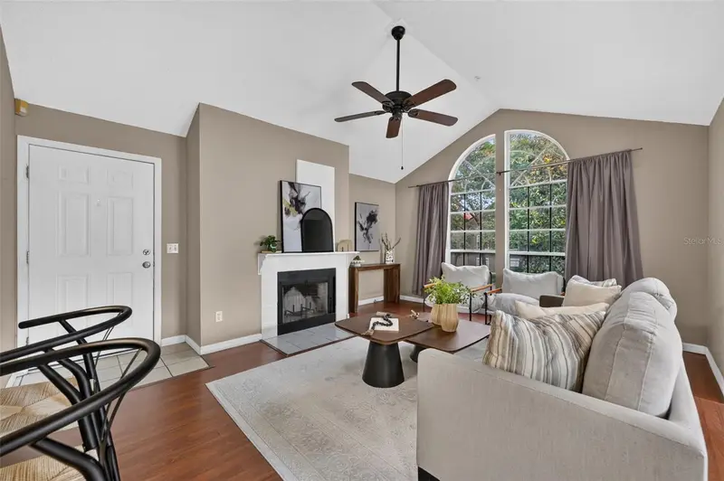 900 Northern Dancer Way #206, FL