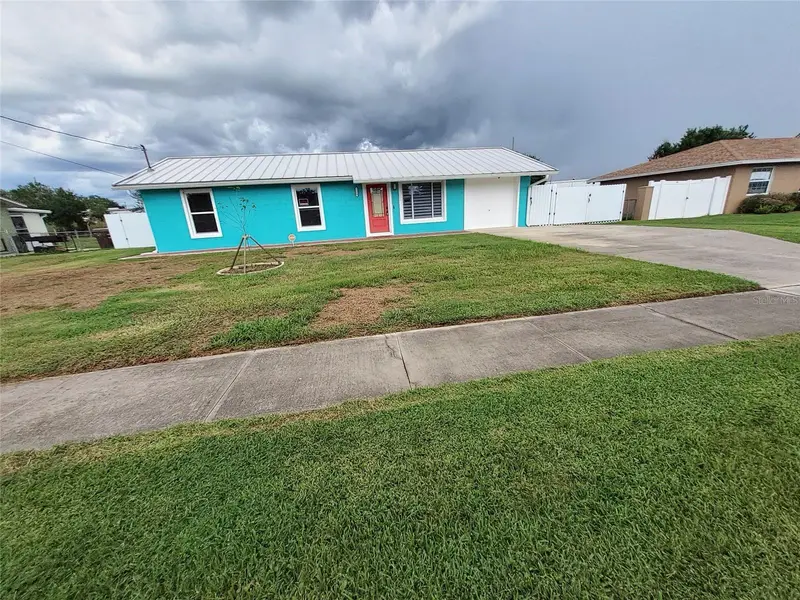 1319 Manor Dr, FL
