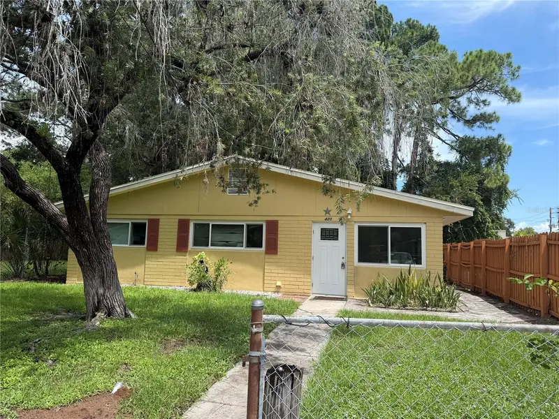 420 Maple Way, FL