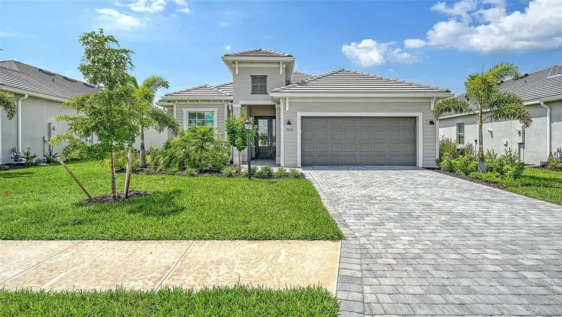 19618 Conch Dr, FL