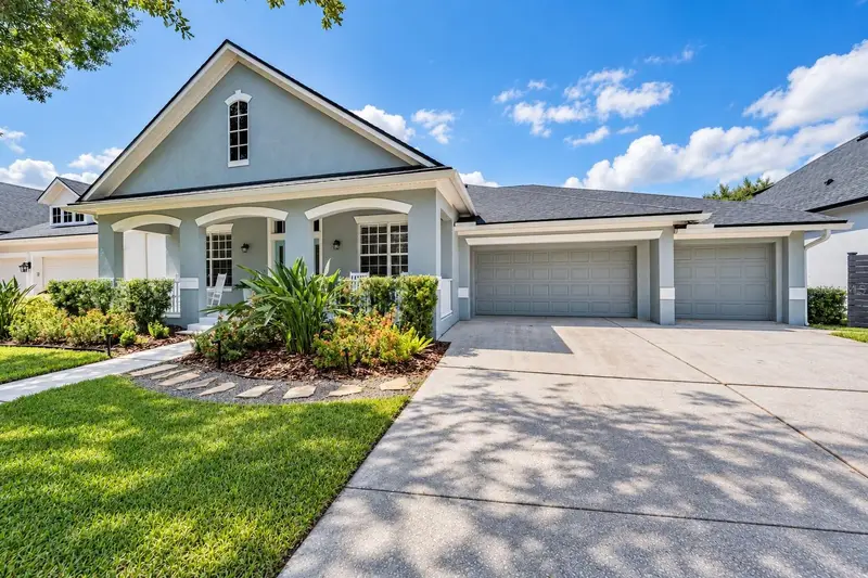 14607 Canopy Dr, FL