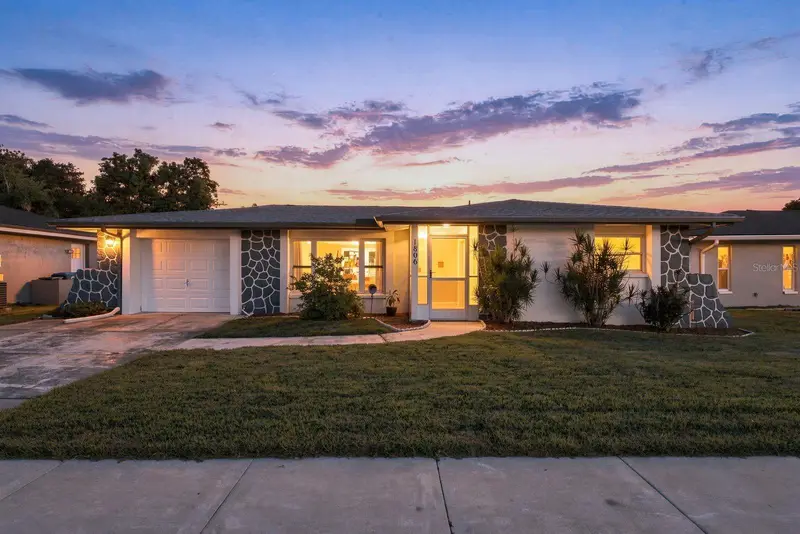Oldsmar listing