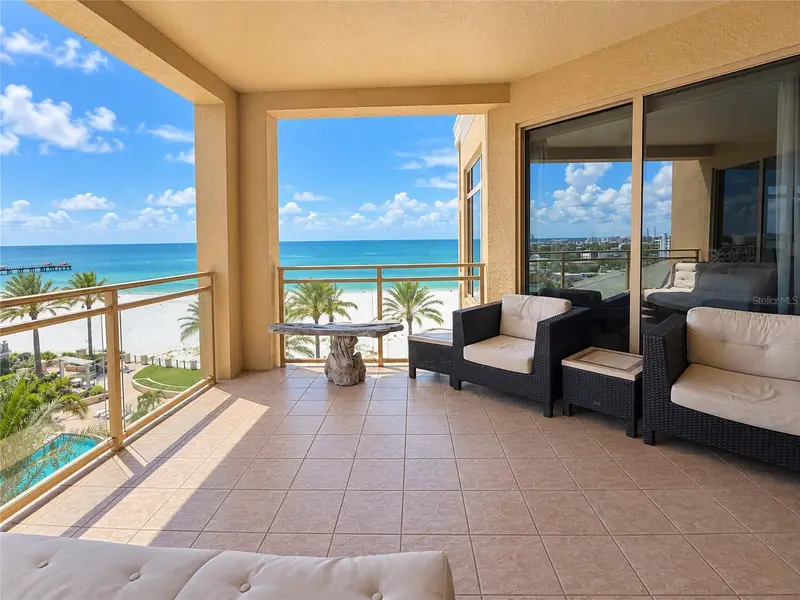 11 Baymont St #807, FL