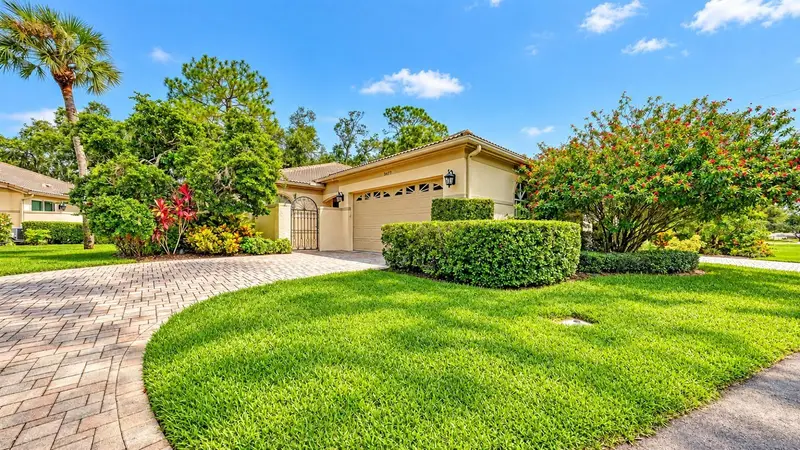 3477 Hadfield Greene #2, FL