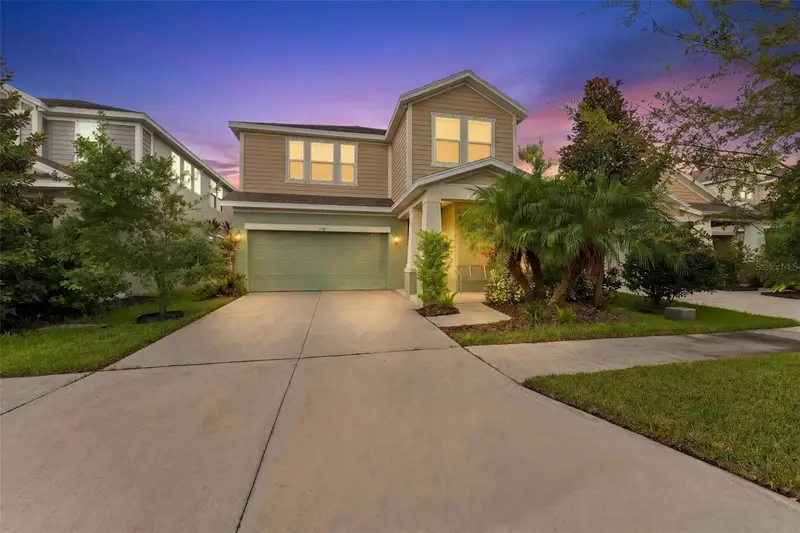 6136 Voyagers Pl, FL