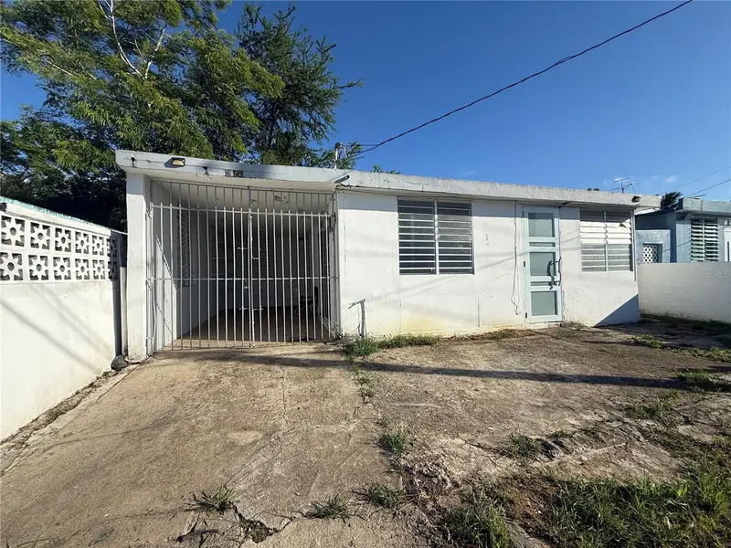 Ll-18 Jardines De Palmarejo, PR