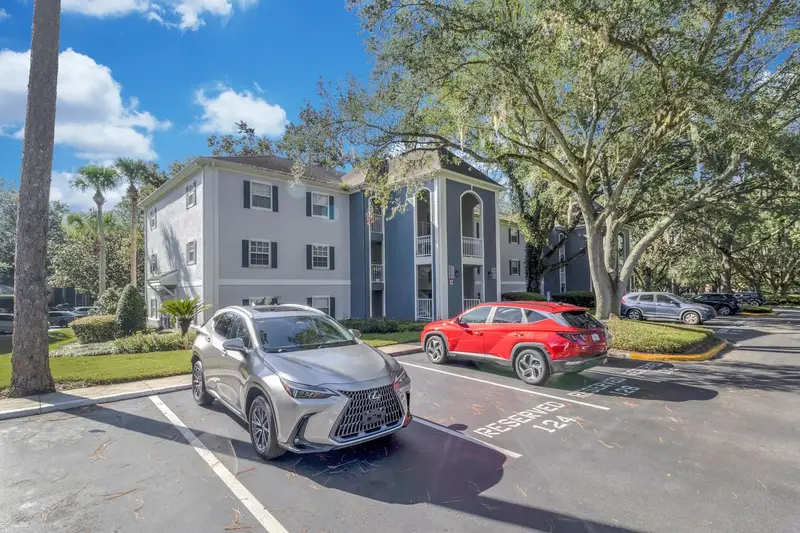 7306 Olympia Ct #7306, FL
