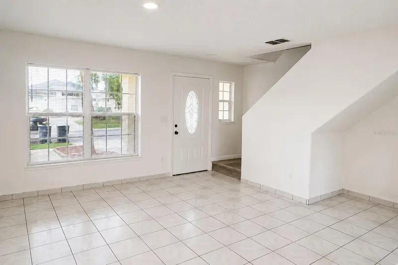 1143 Timberbend Cir, FL