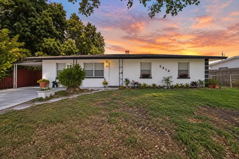 2414 25th Ave W, FL