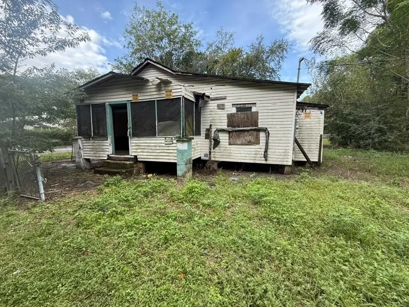 111 Cedar Ave, FL