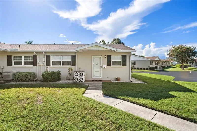 2753 Golf Course Dr #104, FL