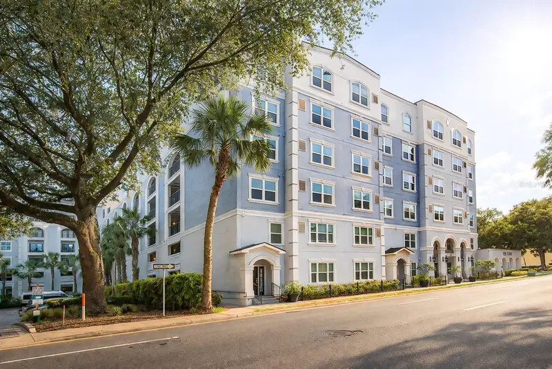 206 E South St #4007, FL