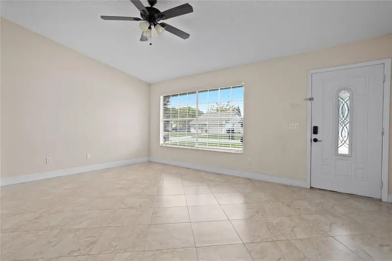 1208 Roma Ct, FL