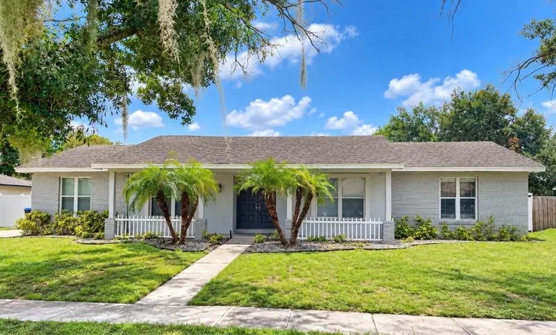 8144 Banyan Blvd, FL