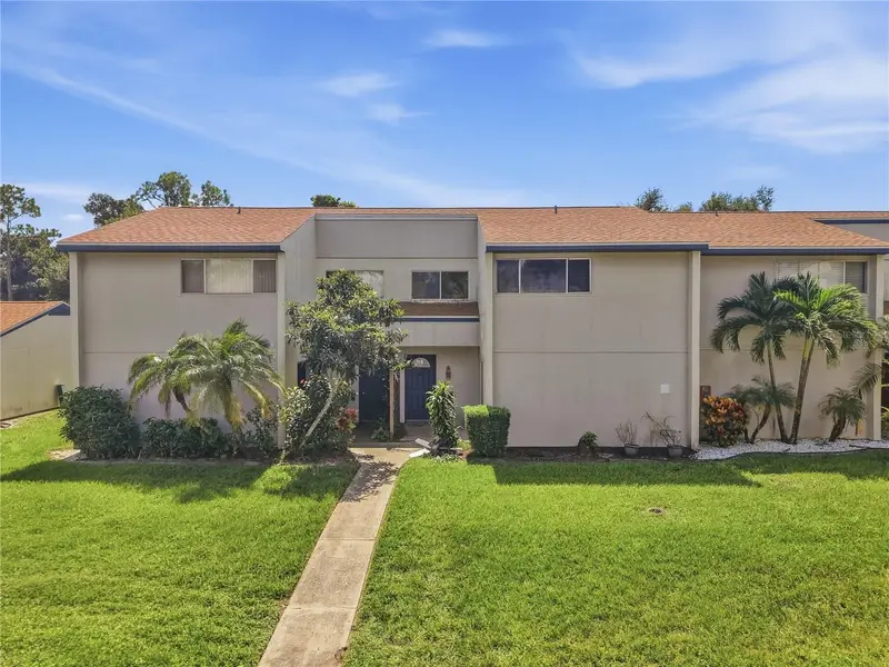 912 Byron Ln #5c, FL