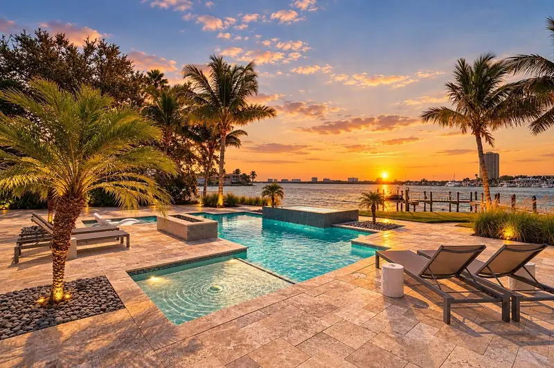 101 Seagull Ln, FL