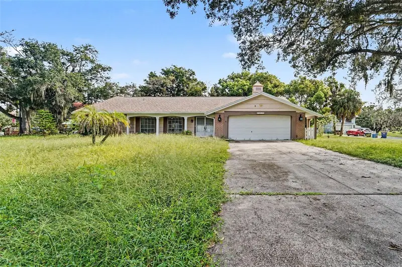 Beacon Woods, Hudson listing