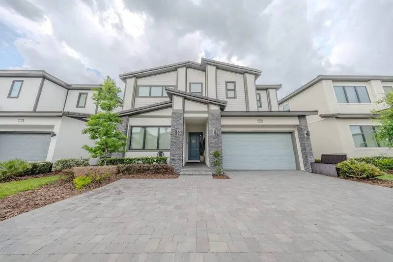 International Drive / Williamsburg listing