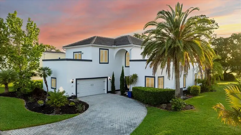 13 Bay Point Dr, FL