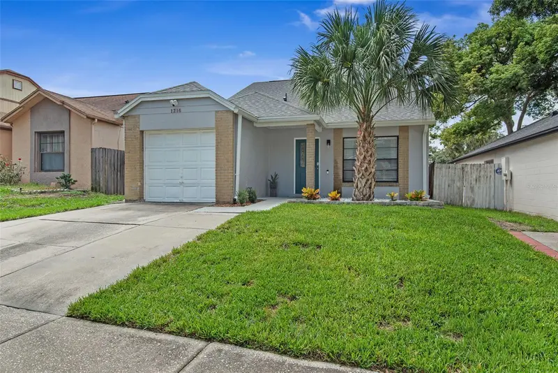 1216 Pin Oak Dr, FL