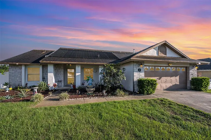 1012 Karen Ridge Ct, FL