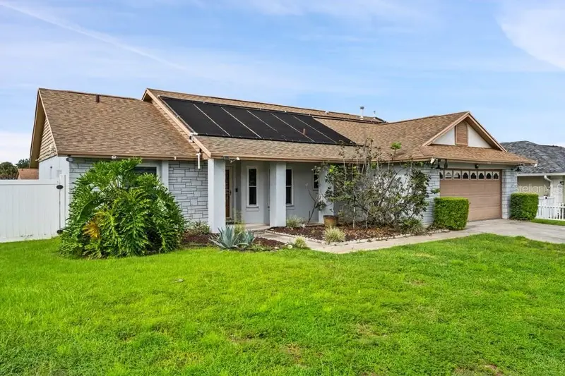 1012 Karen Ridge Ct, FL