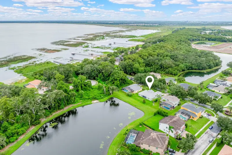4946 Lazy Oaks Way, FL