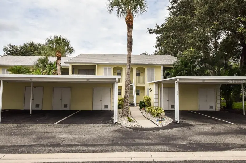 439 Cerromar Ln #310, FL