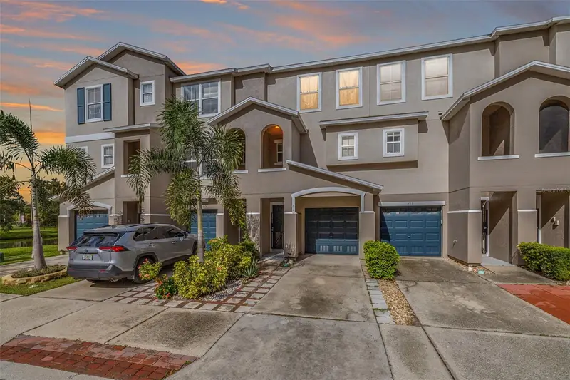 613 Wheaton Trent Pl, FL