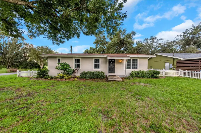 4602 W Chisholm St, FL
