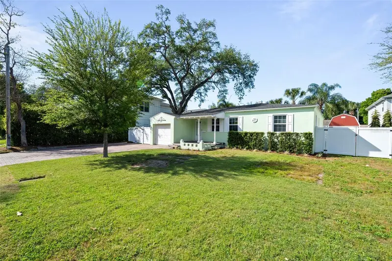 4105 W Tacon St, FL