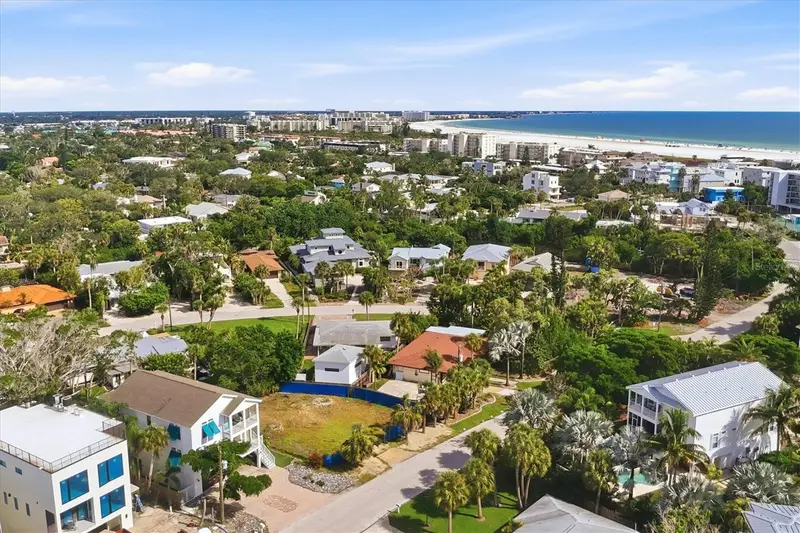 5375 Calle Florida, FL