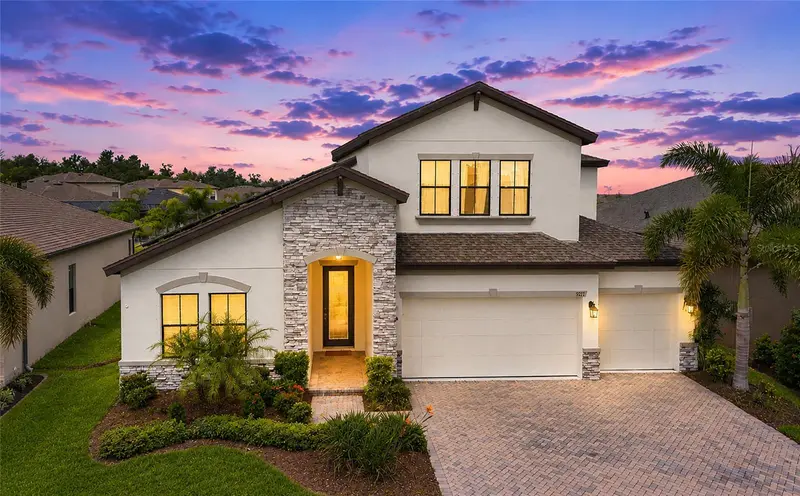 9211 Isabella Cir, FL