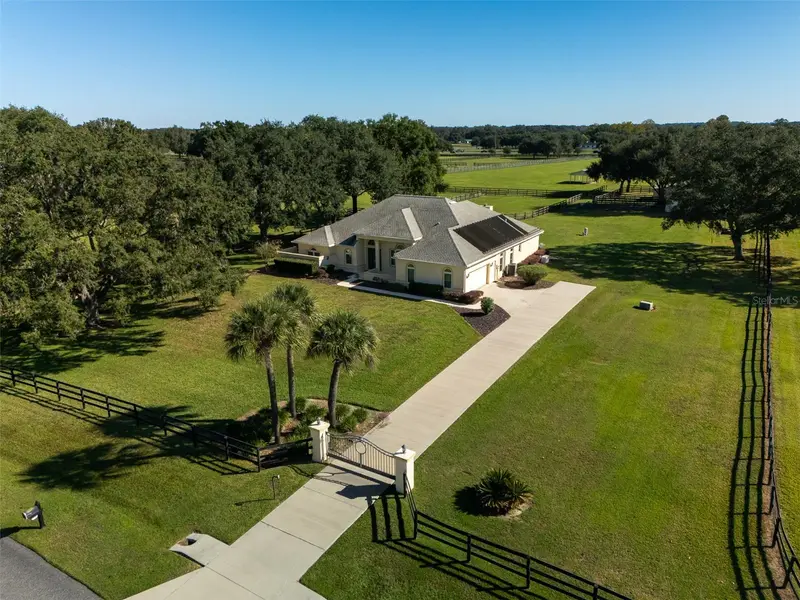 2185 Nw 114th Loop, FL